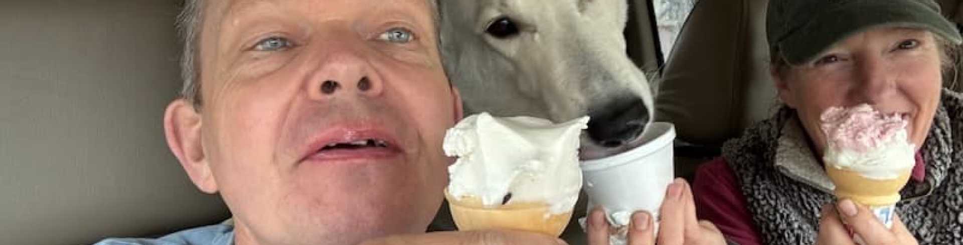 Sunnyside White Swiss Shepherds / Clarksville VA /